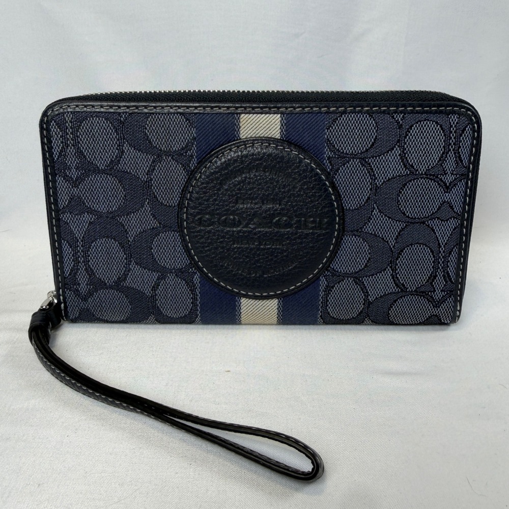 Coach Accordion Zip Wallet Womens OS Navy Blue Signature Jacquard Dempsey